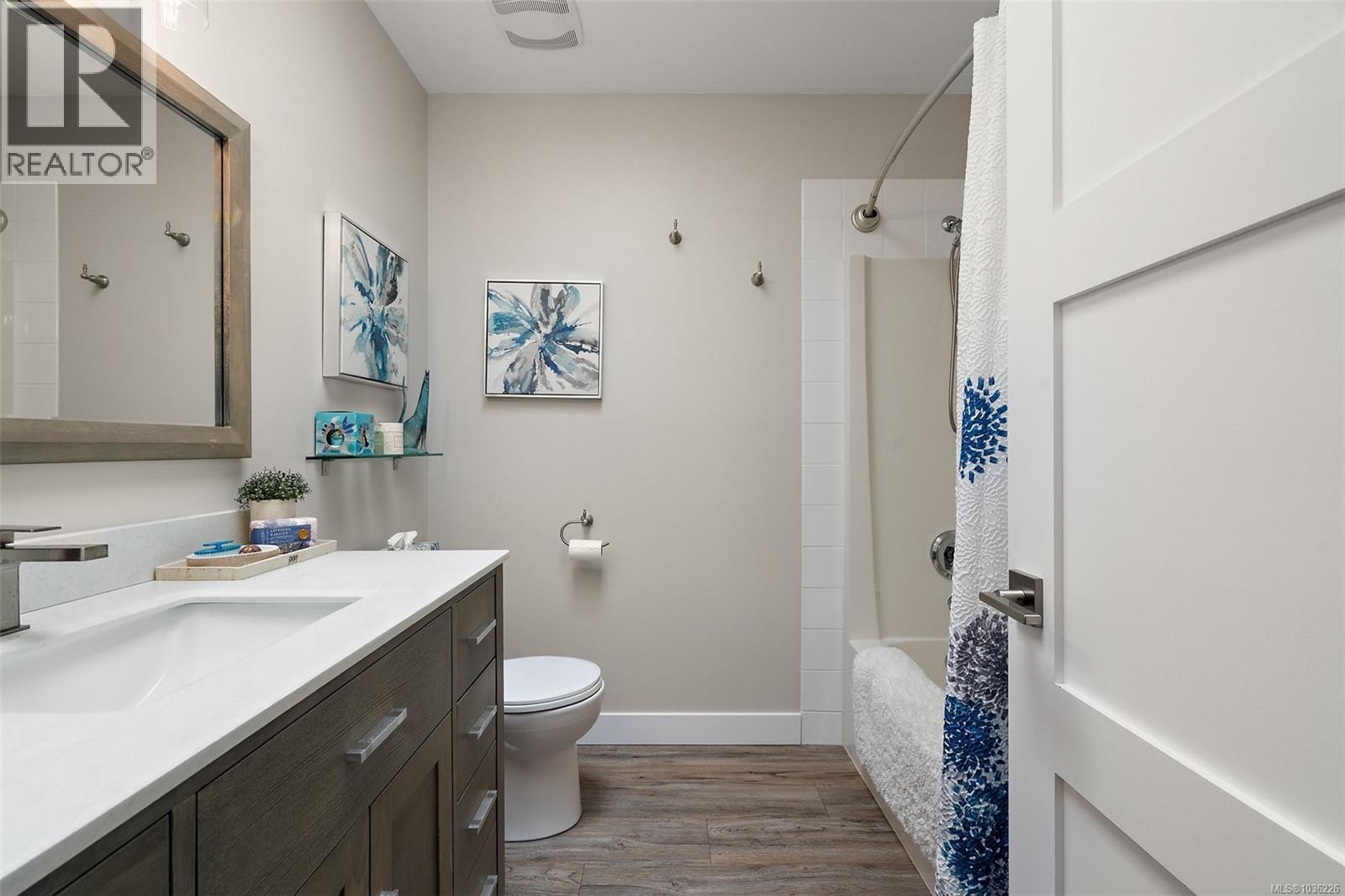 1645 San Juan Ave - 29