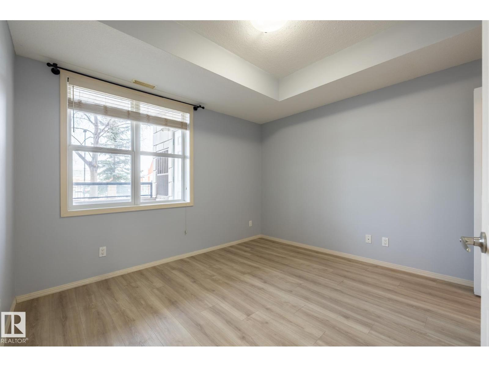 #102 4835 104A ST NW, Edmonton