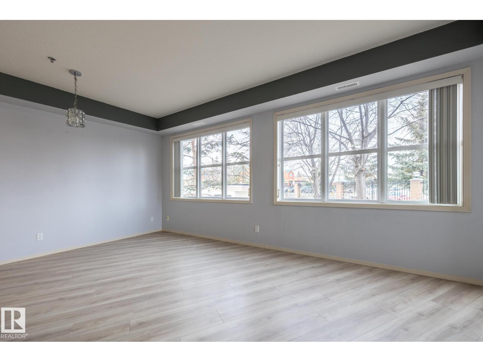 #102 4835 104A ST NW, Edmonton