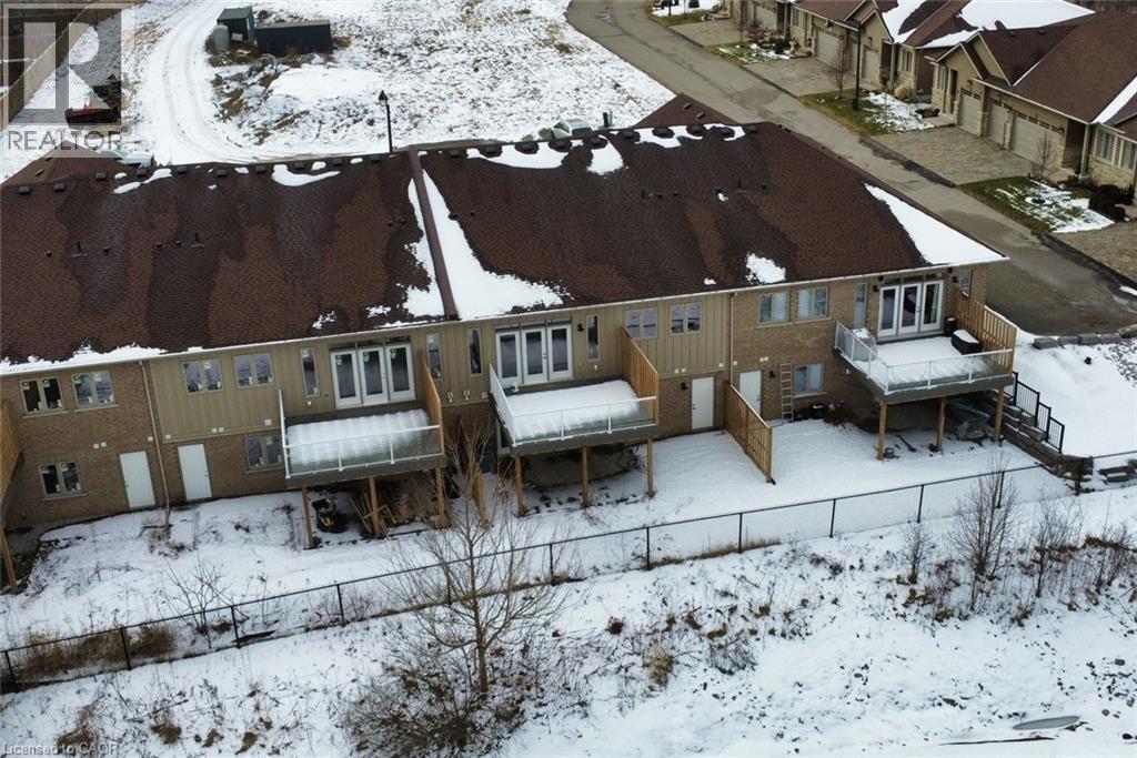 #21 40 HEATH Street - 3