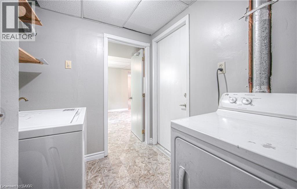 250A NORTHLAKE Drive, Waterloo, Ontario, N2V1A9 — Photo 18