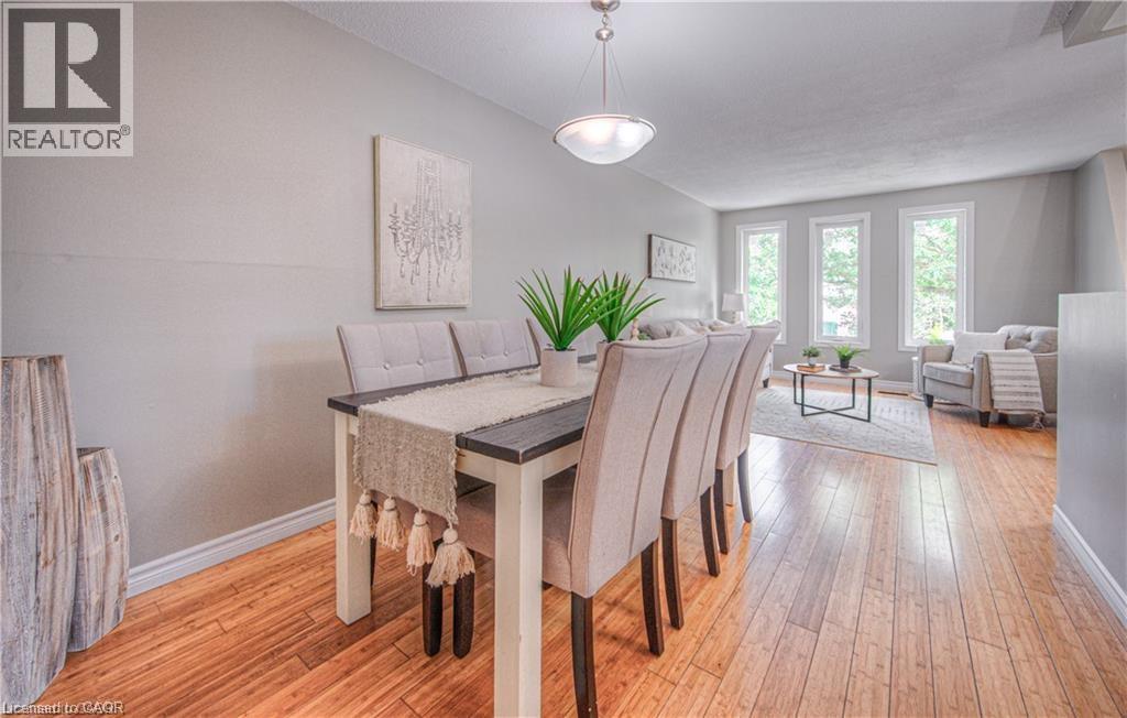 250A NORTHLAKE Drive, Waterloo, Ontario, N2V1A9 — Photo 7