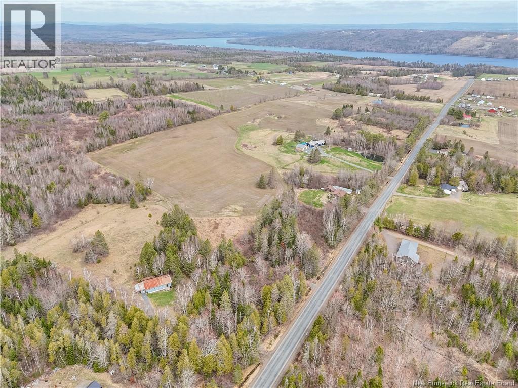 154 Scotch Lake Road - 44