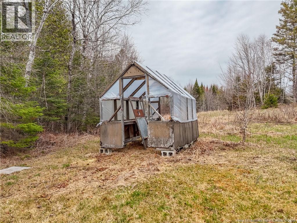 154 Scotch Lake Road - 41