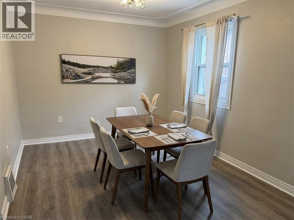 24 EAST 25TH Street, Hamilton, Ontario, L8V3A1 — Photo 8