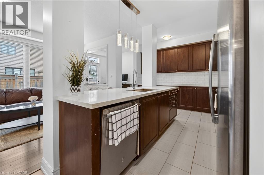 43 CROMARTY Avenue, Caledonia, Ontario, N3W0B6 — Photo 5