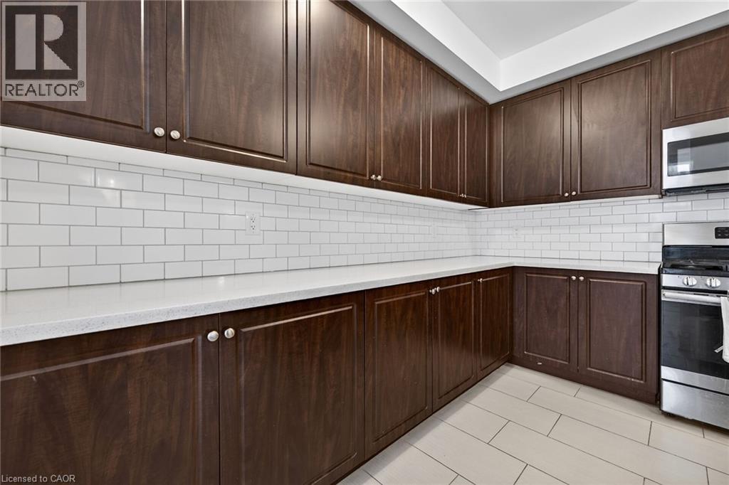 43 CROMARTY Avenue, Caledonia, Ontario, N3W0B6 — Photo 6