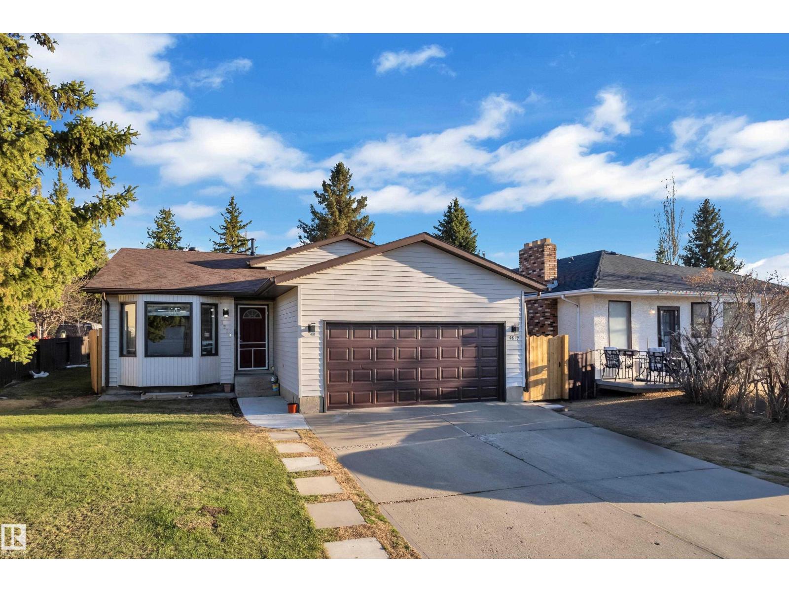 4819 30 AV NW, Edmonton