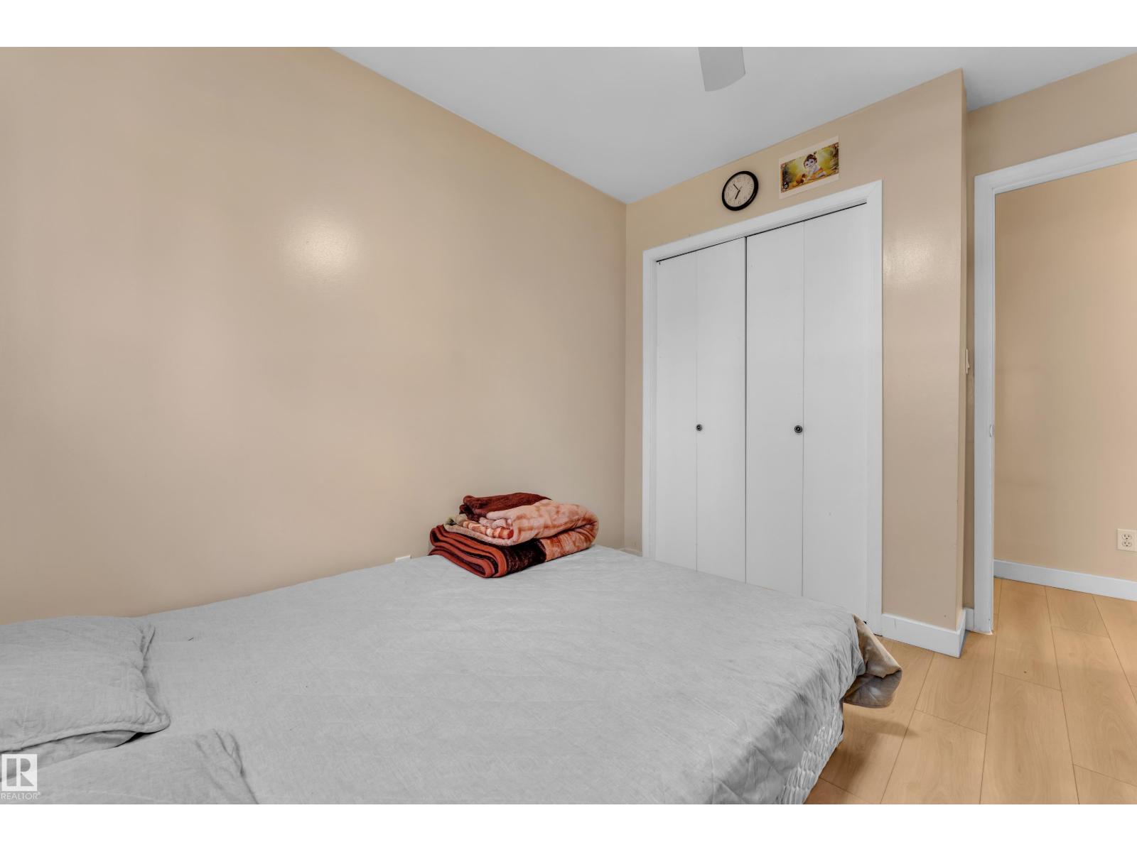 4819 30 AV NW, Edmonton