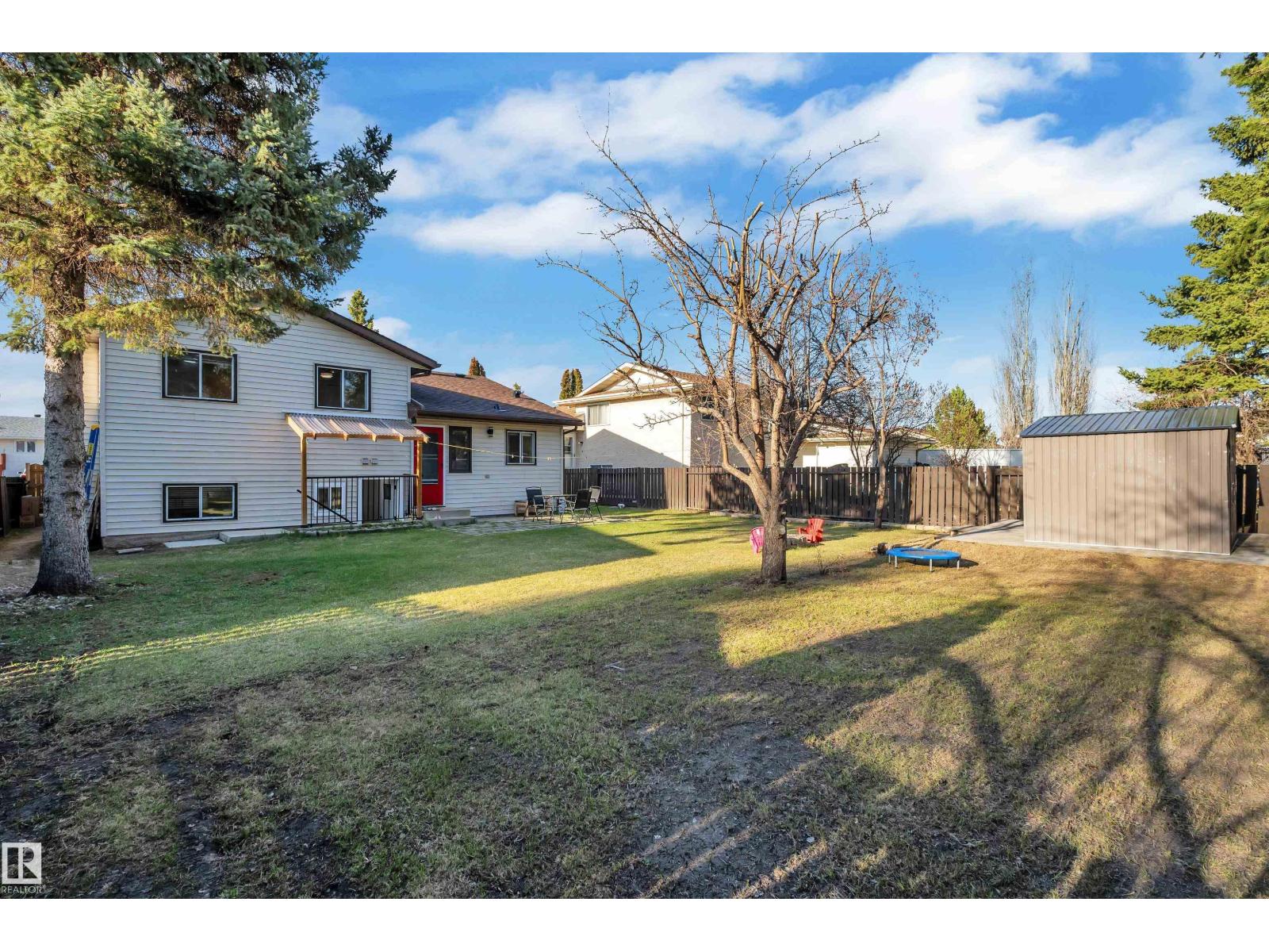4819 30 AV NW, Edmonton