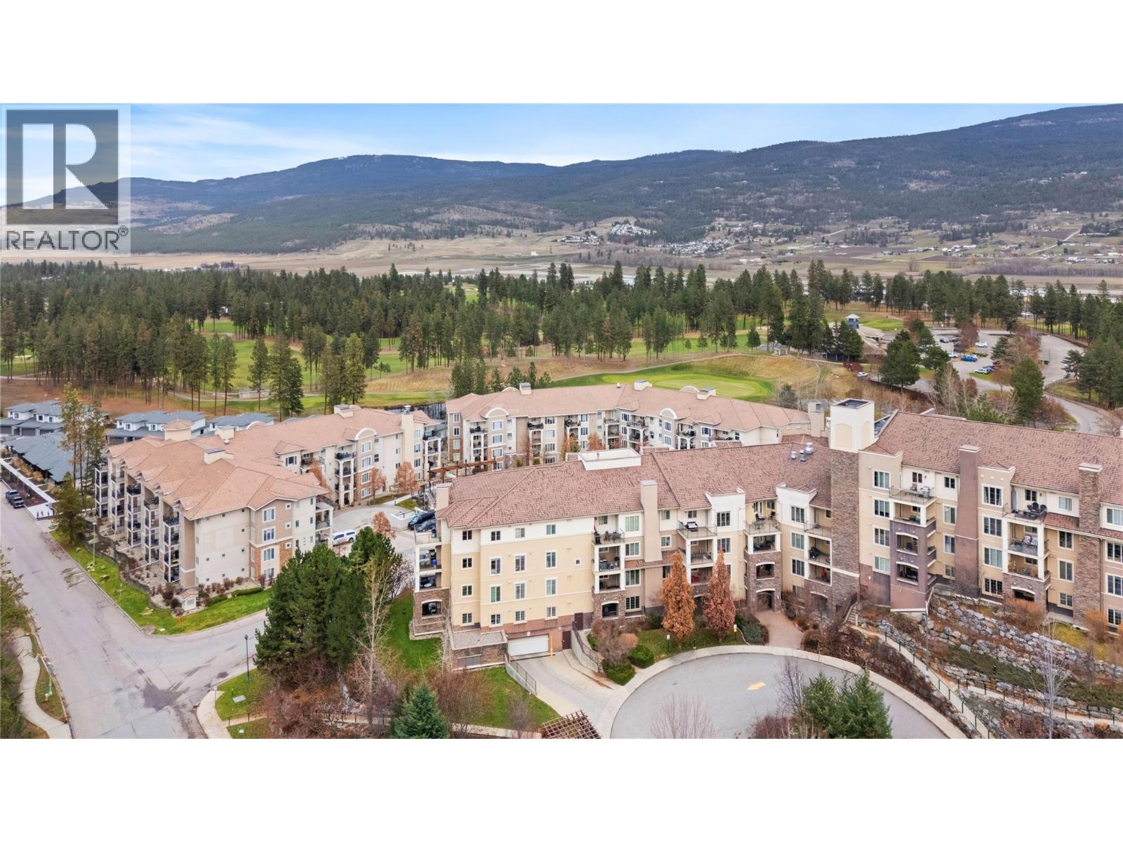 #1405 1875 Country Club Drive - 24