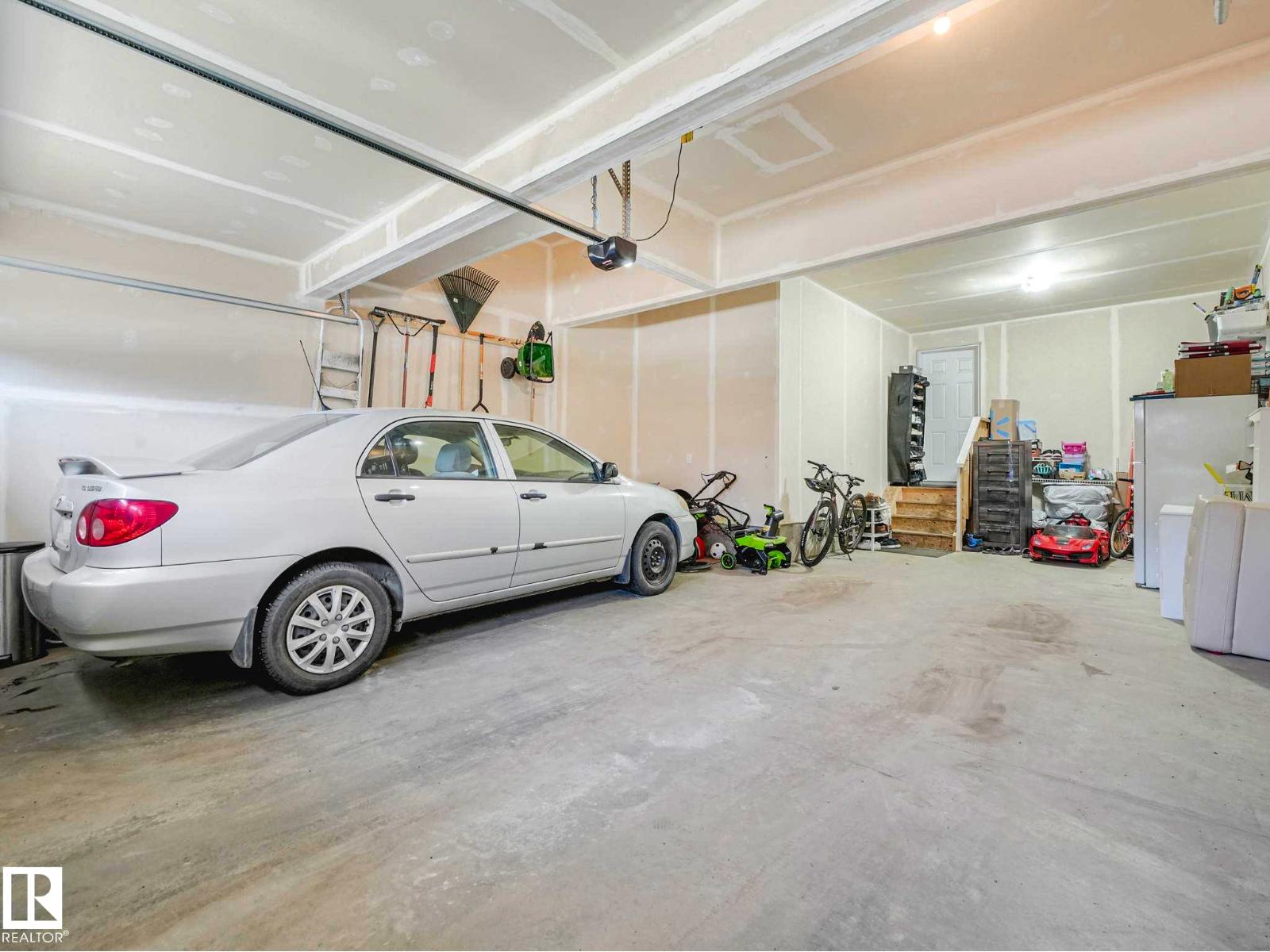 8427 216 ST NW - 51