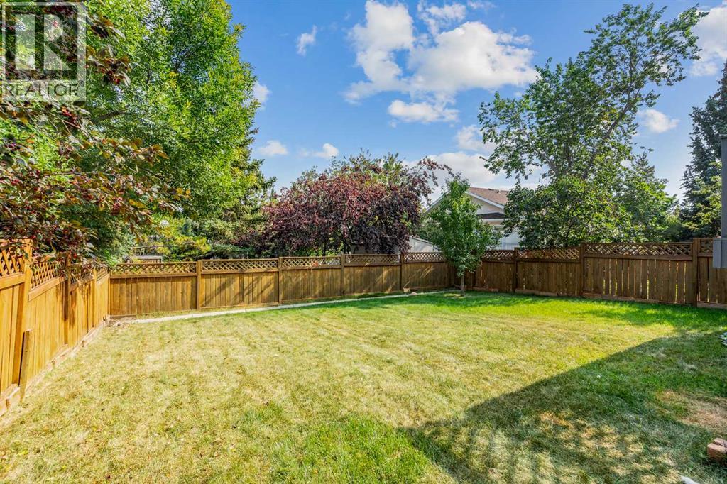 39 Arbour Wood Close NW - 42
