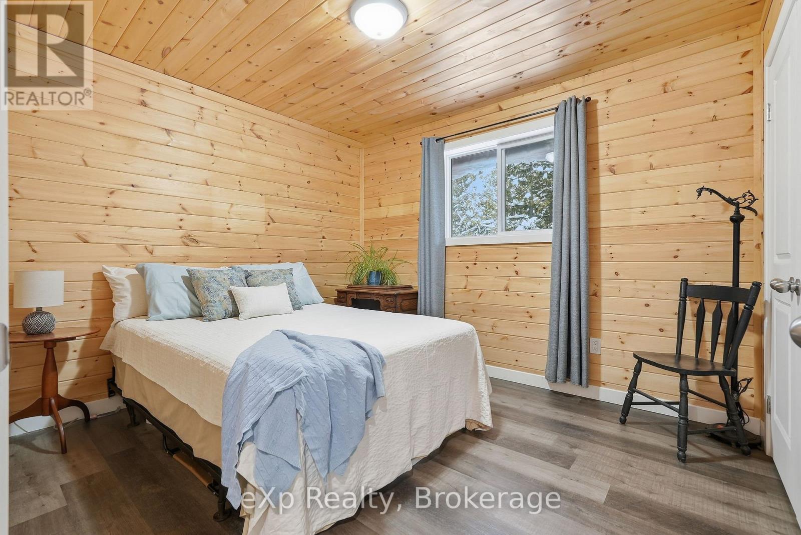 38 MILLER LAKE ROAD - 22