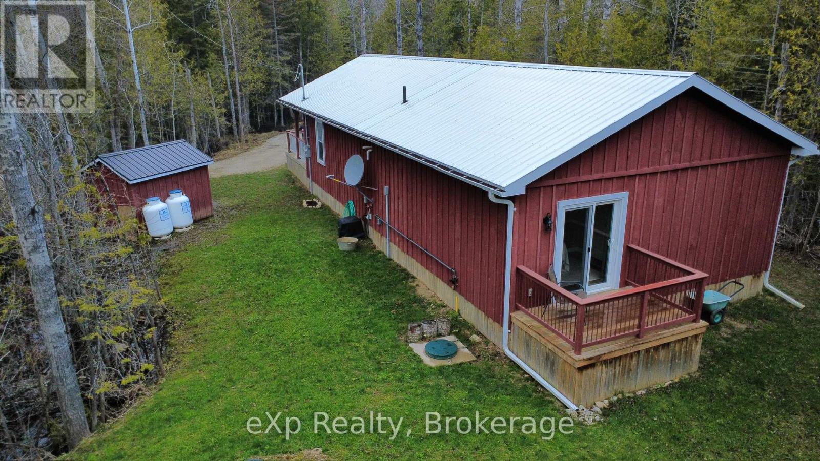 38 MILLER LAKE ROAD - 5