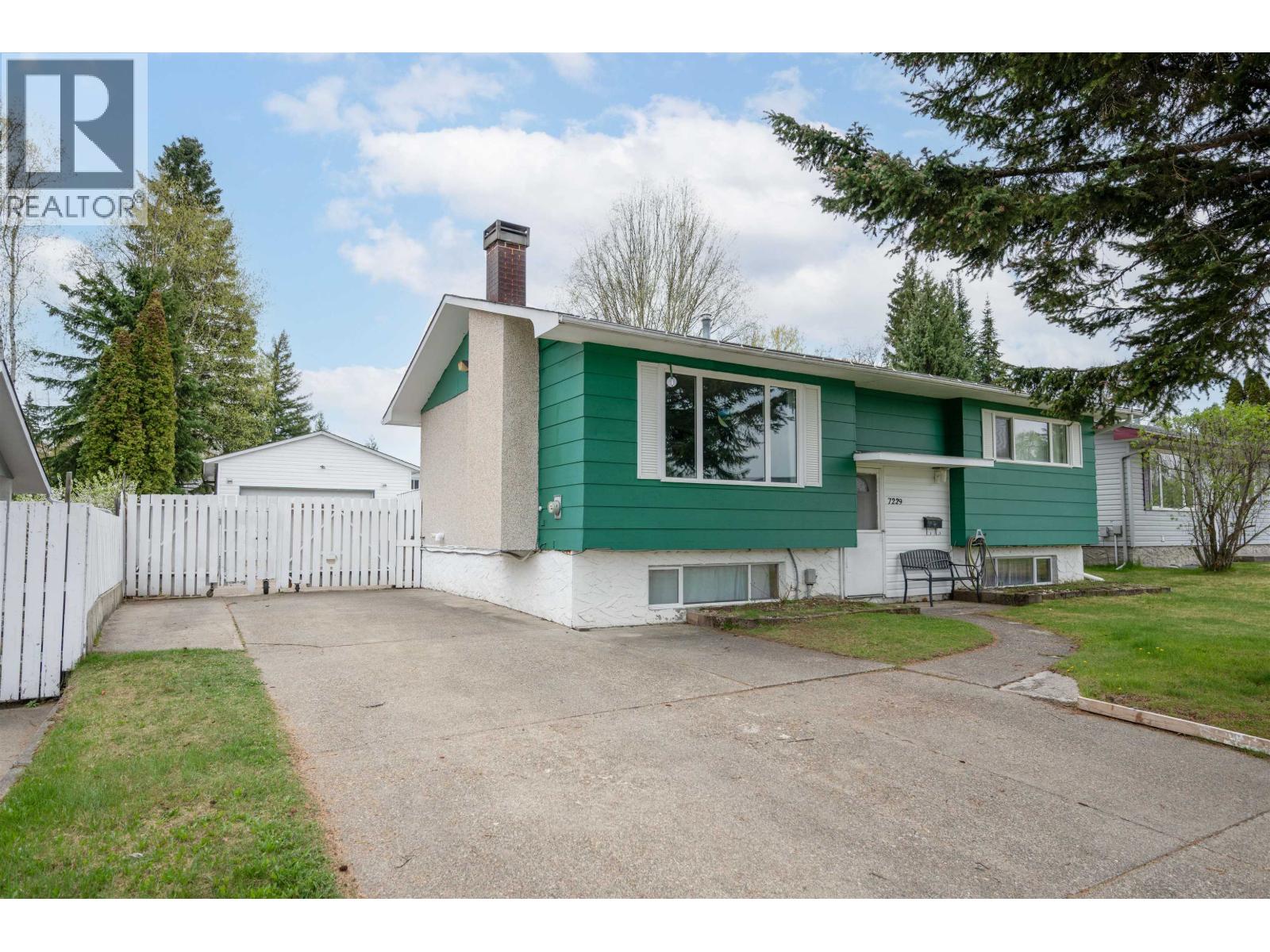 Front exterior of 7229 IMPERIAL CRESCENT · Prince George, BC