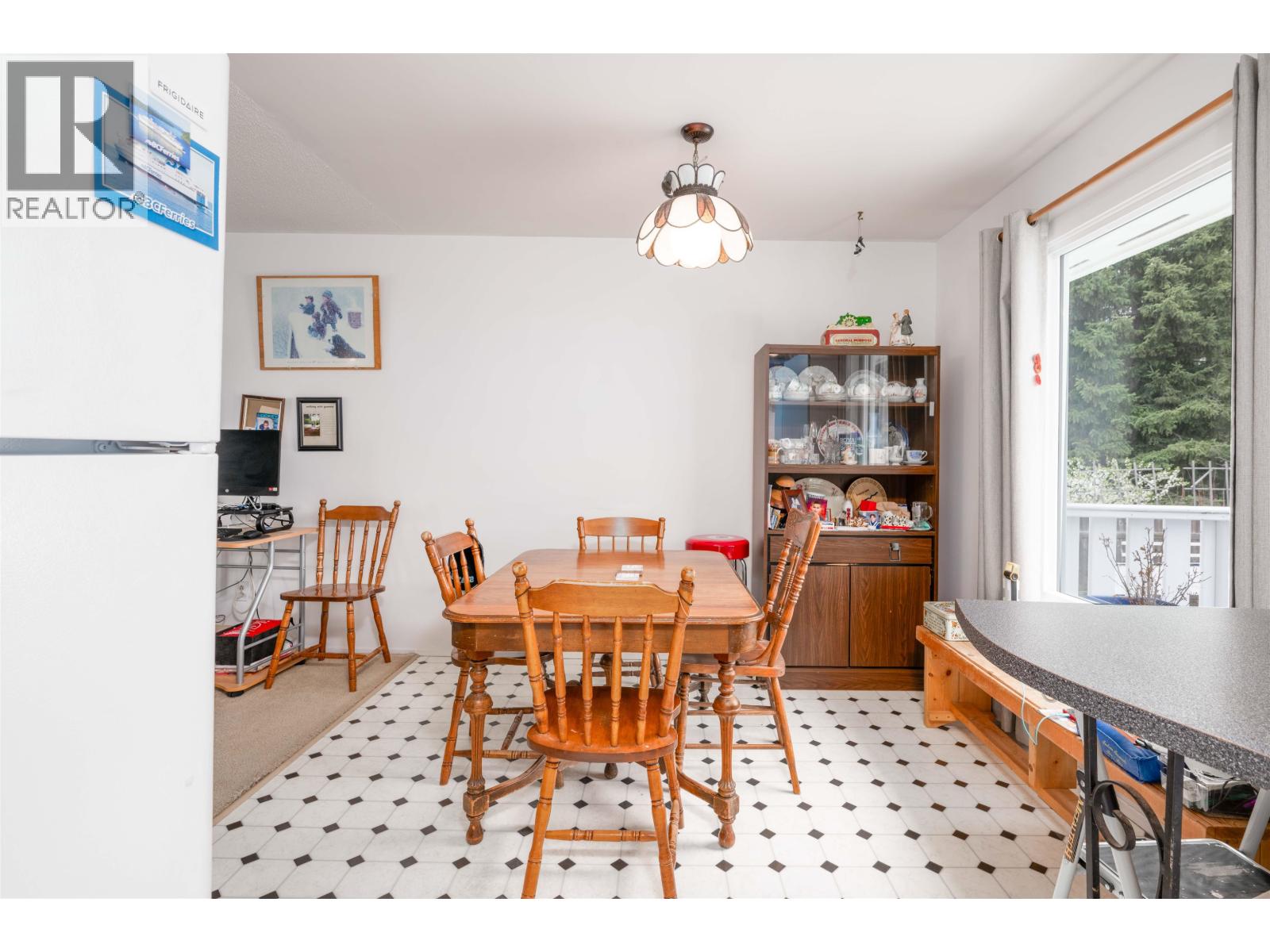 7229 IMPERIAL CRESCENT - 11