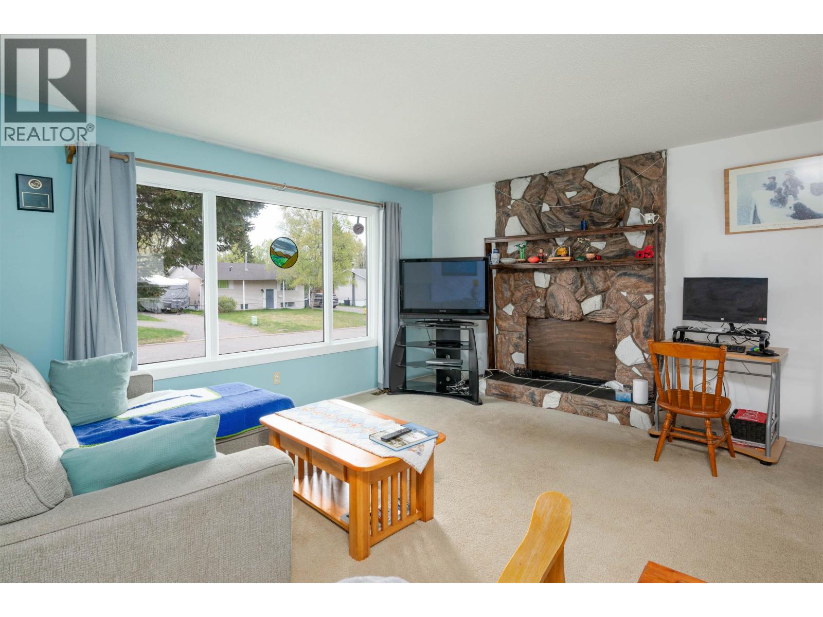 7229 IMPERIAL CRESCENT - 12