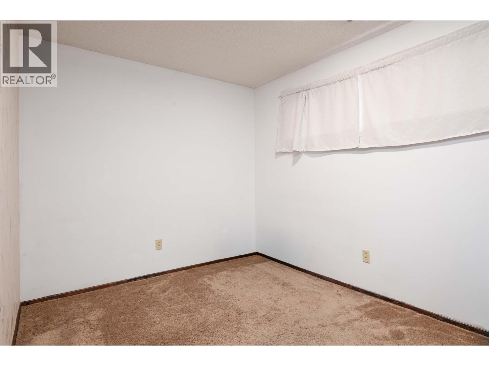 7229 IMPERIAL CRESCENT - 25