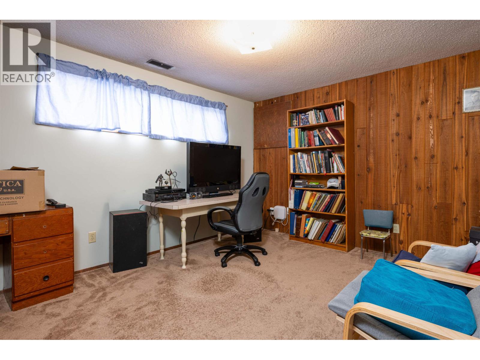 7229 IMPERIAL CRESCENT - 26