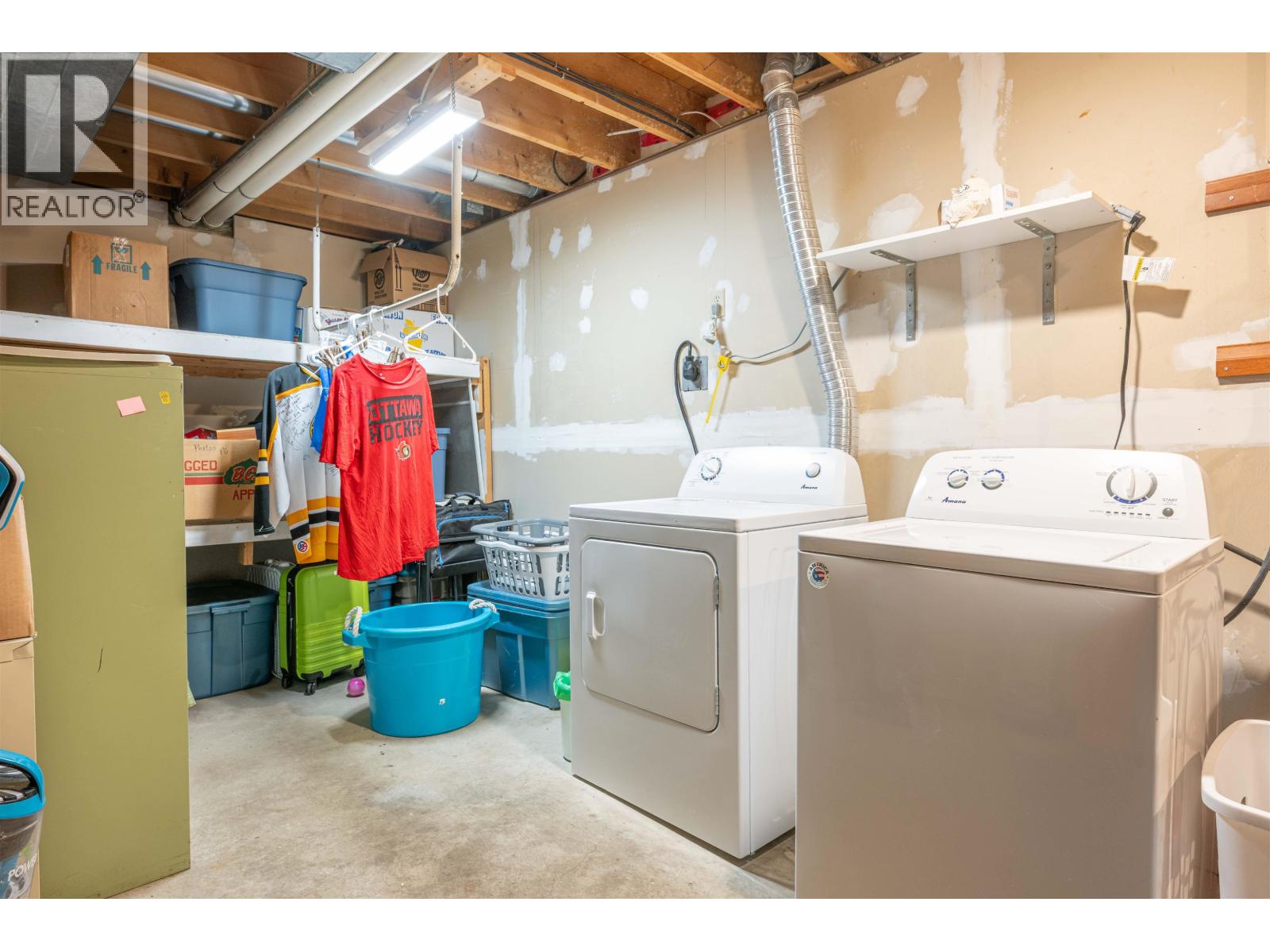 7229 IMPERIAL CRESCENT - 27