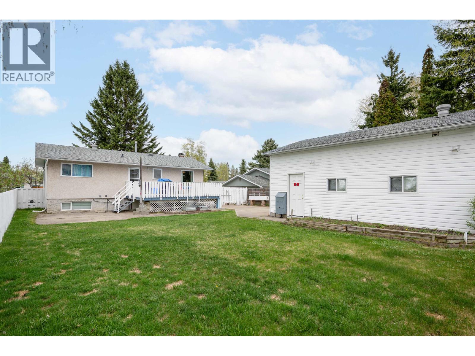 7229 IMPERIAL CRESCENT - 33