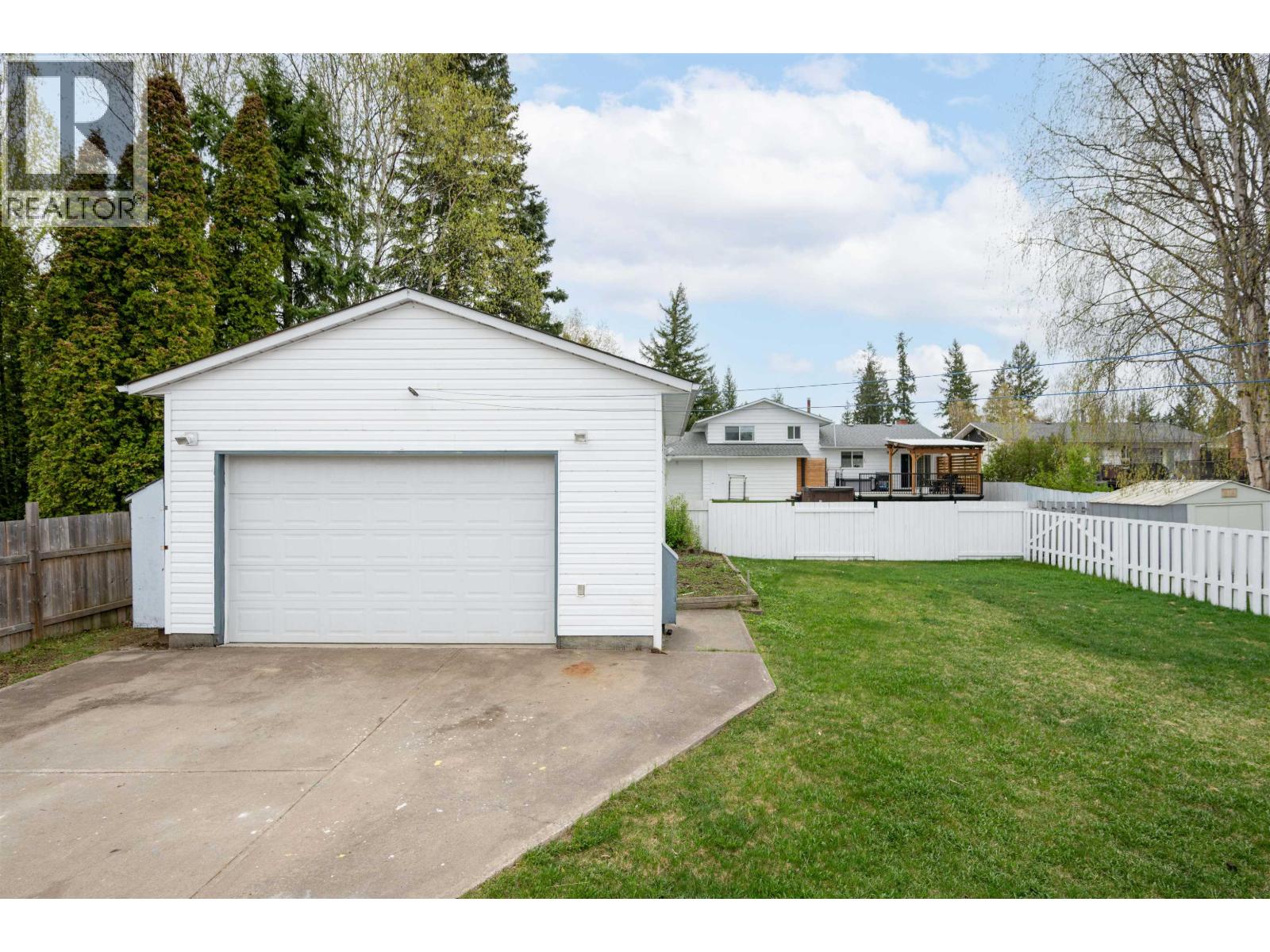 Property photo 37