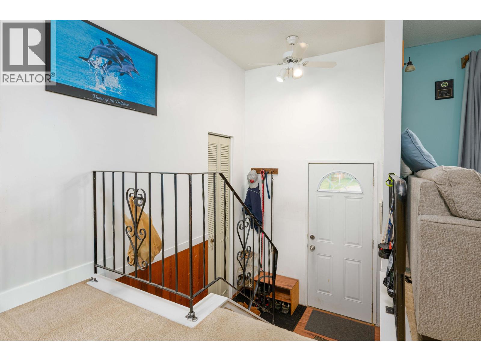 7229 IMPERIAL CRESCENT - 8