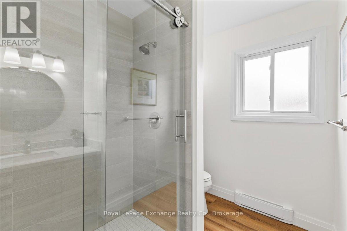 916 TANGLEWOOD DRIVE - 16