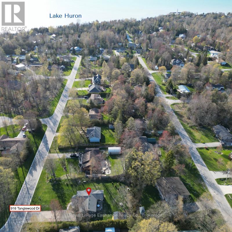 916 TANGLEWOOD DRIVE - 25