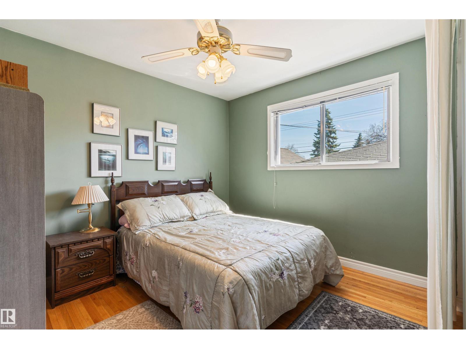10803 52 ST NW, Edmonton