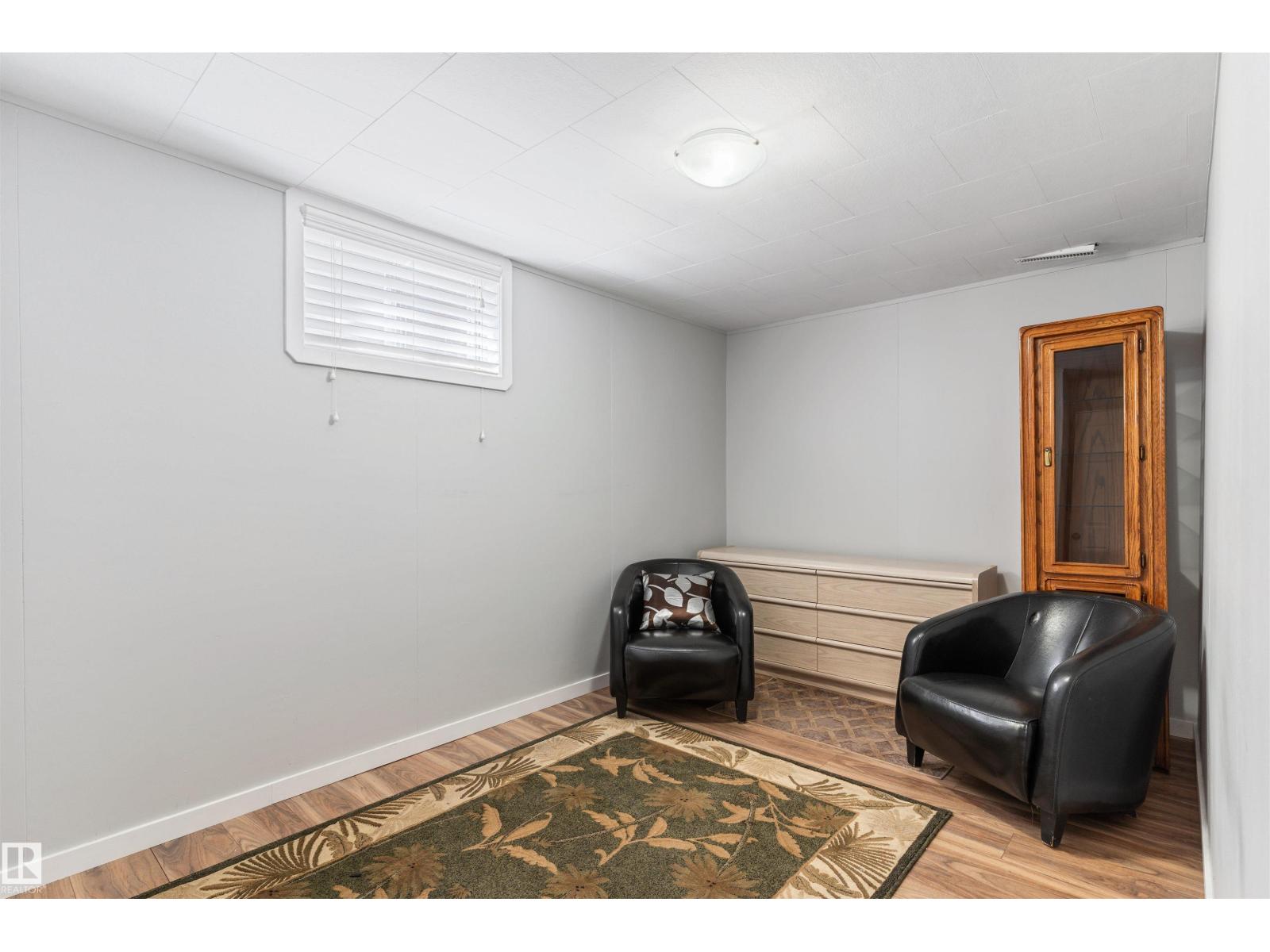 10803 52 ST NW, Edmonton