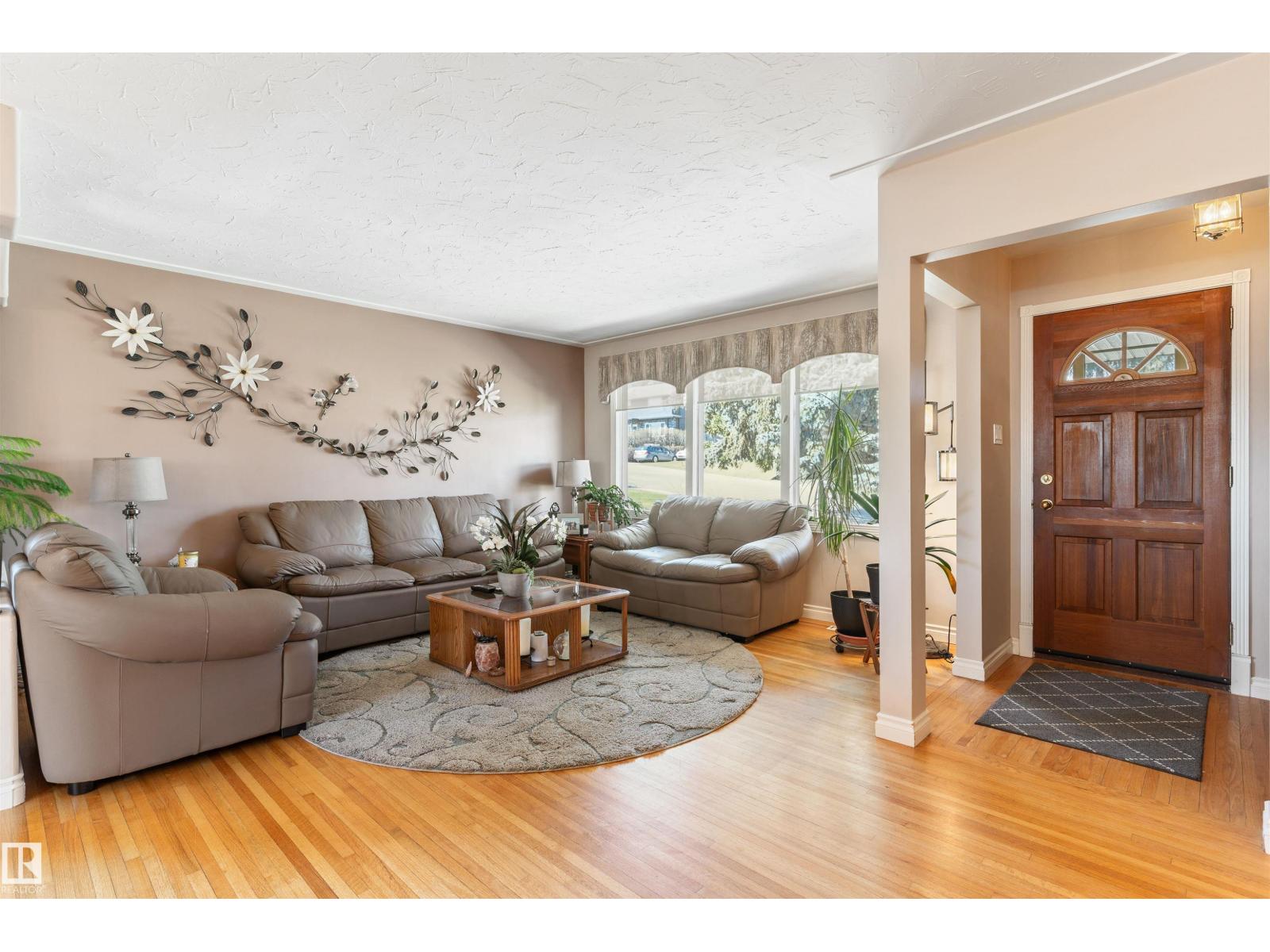 10803 52 ST NW, Edmonton