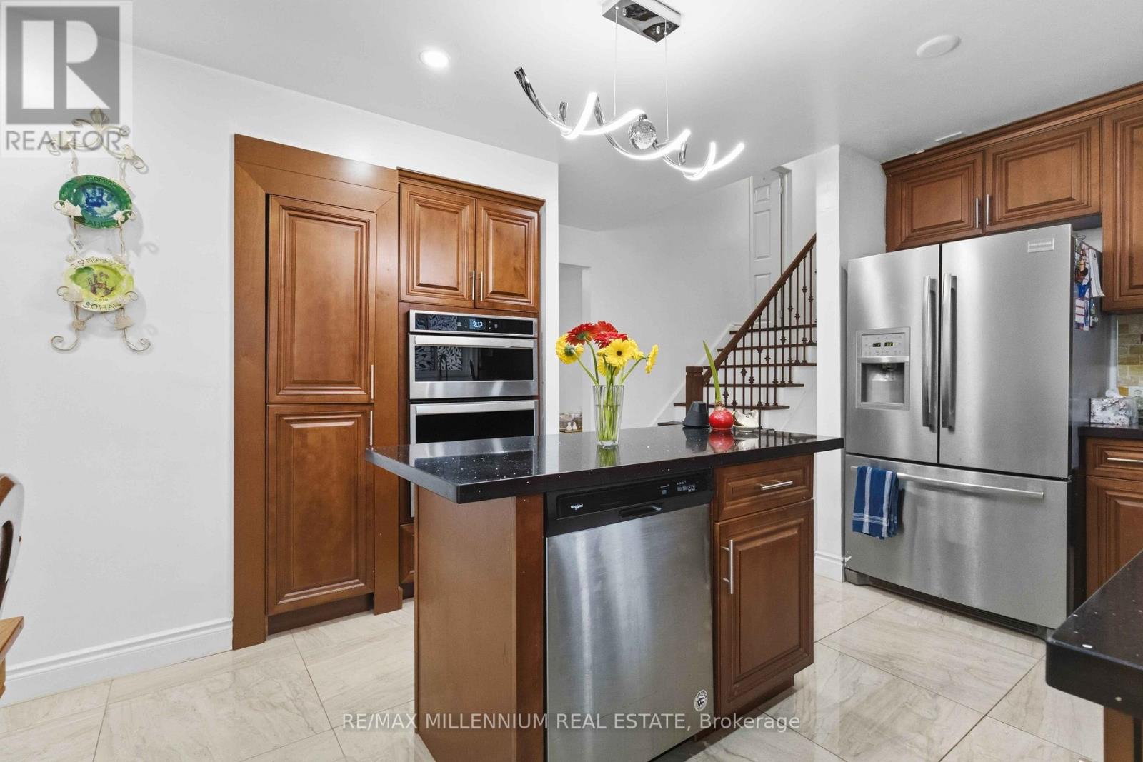 204A BELLAMY ROAD N - 14