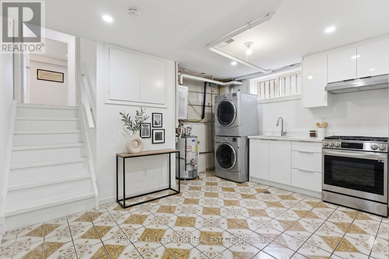 204A BELLAMY ROAD N - 35