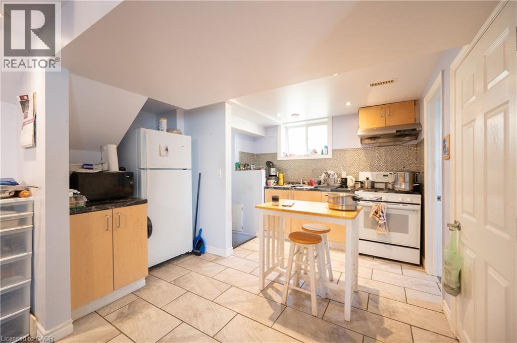 66 BELWOOD Crescent Unit# Lower, Kitchener, Ontario, N2C1Z3 — Photo 16