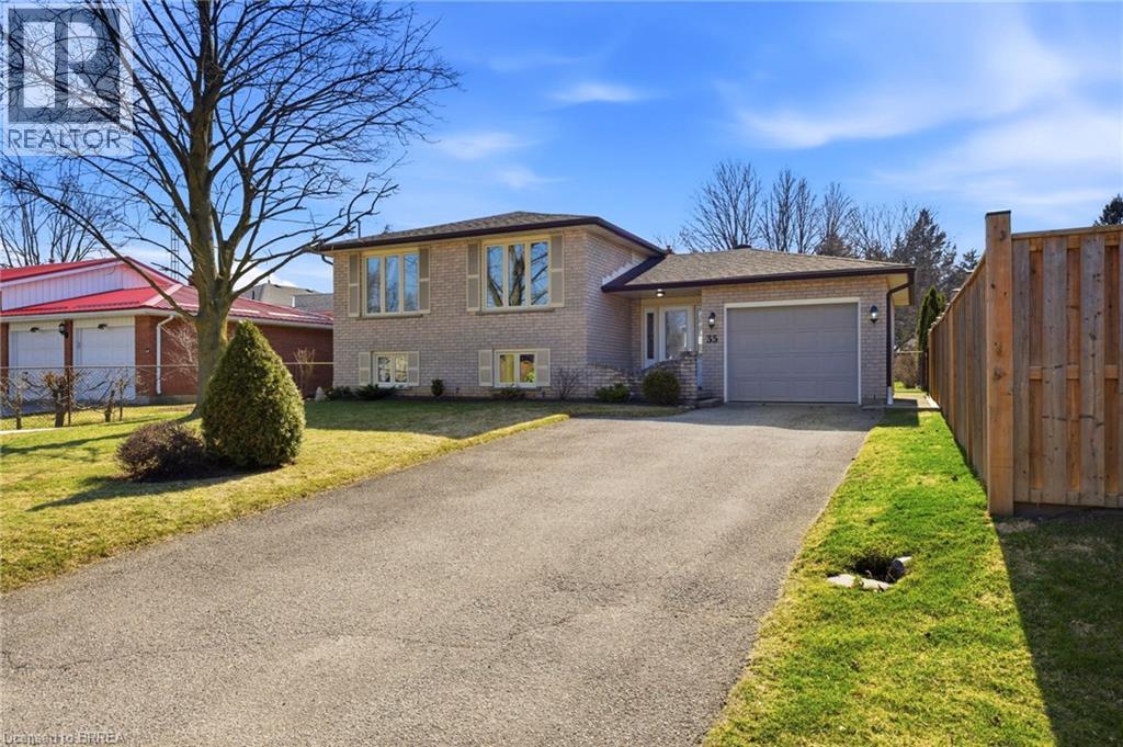 35 BERNARD Avenue, Brantford, Ontario, N3R7K7 — Photo 2