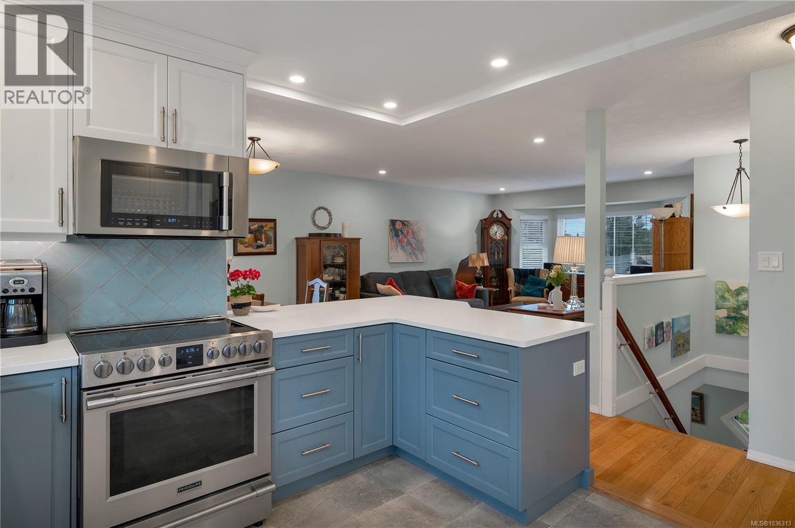 420 Goodwin Rd - 7