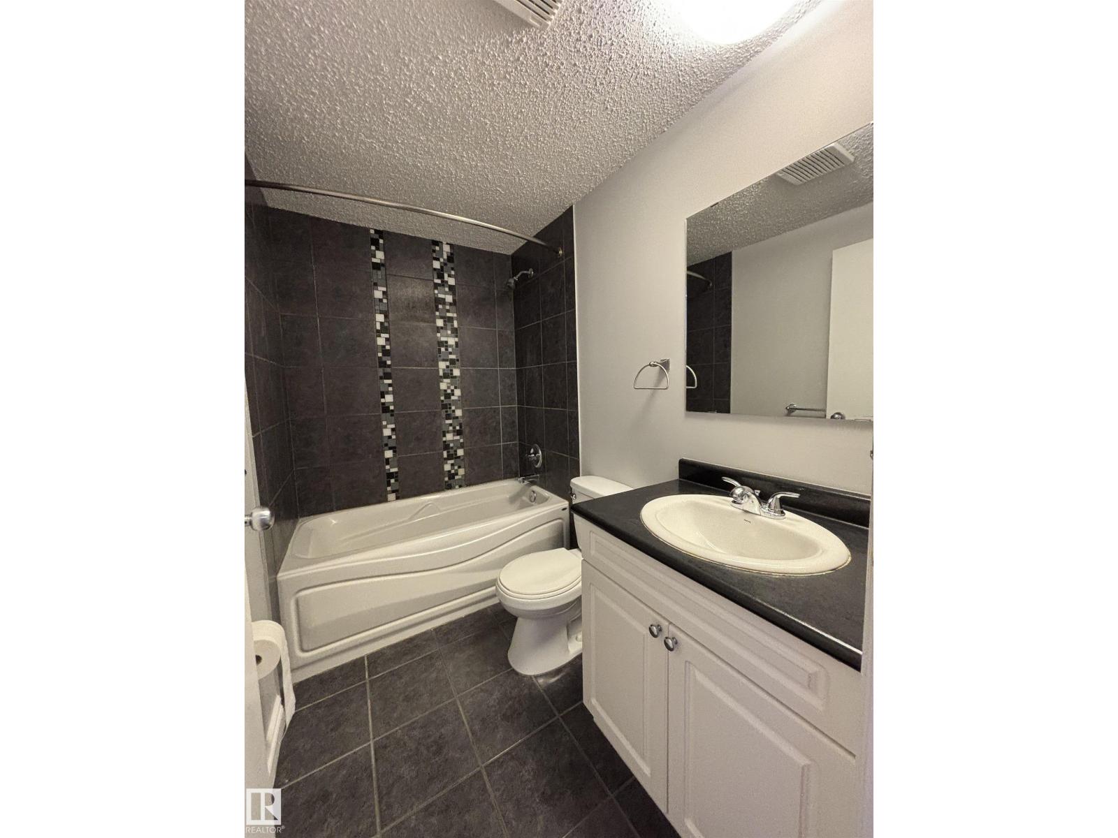 587 KNOTTWOOD RD W NW, Edmonton