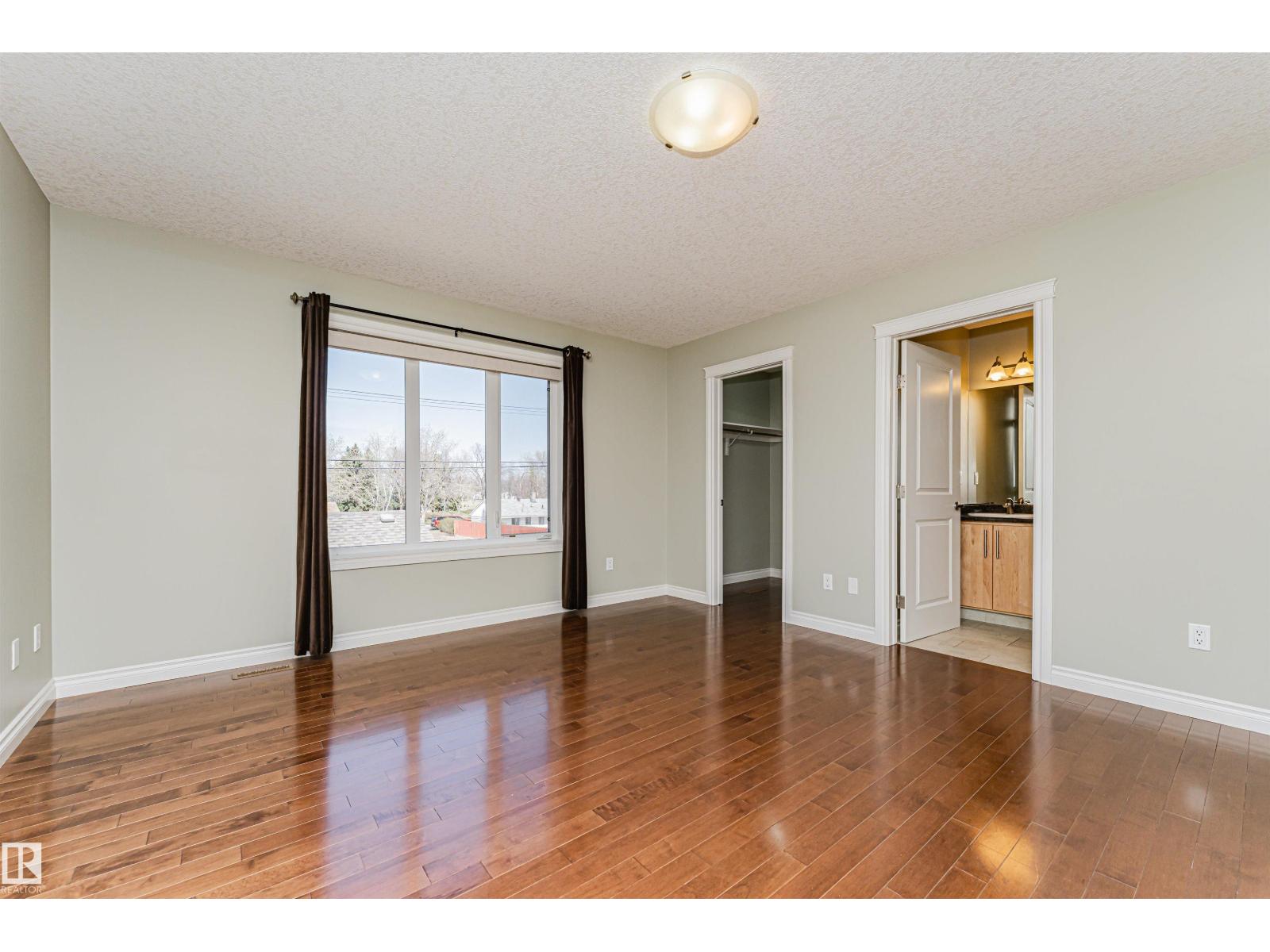 8530 76 AV NW, Edmonton