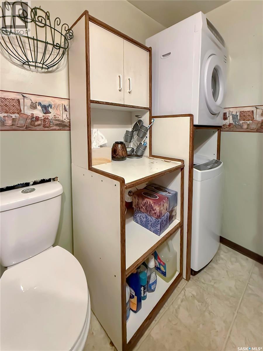 903 Balsam STREET - 21