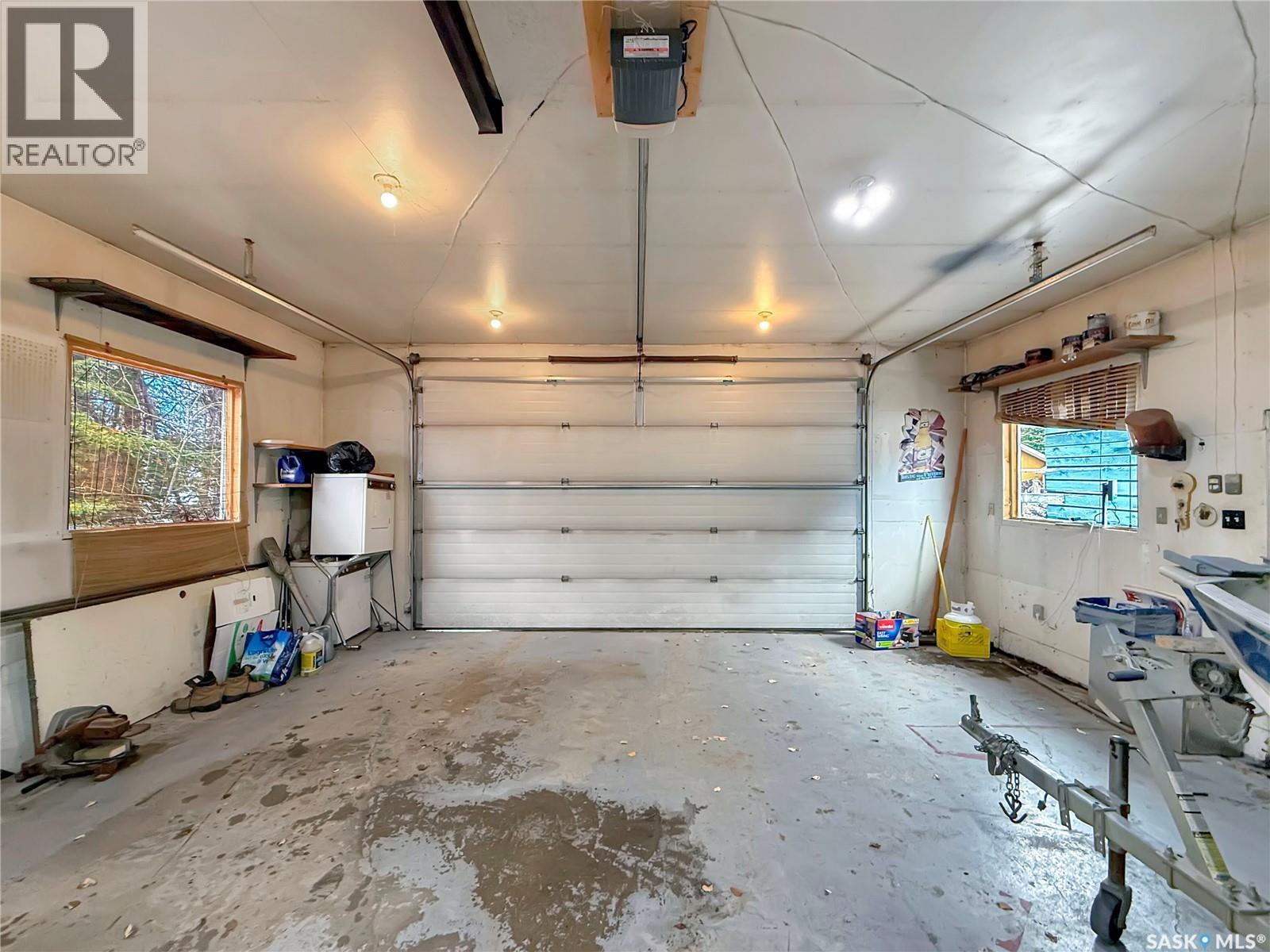903 Balsam STREET - 33