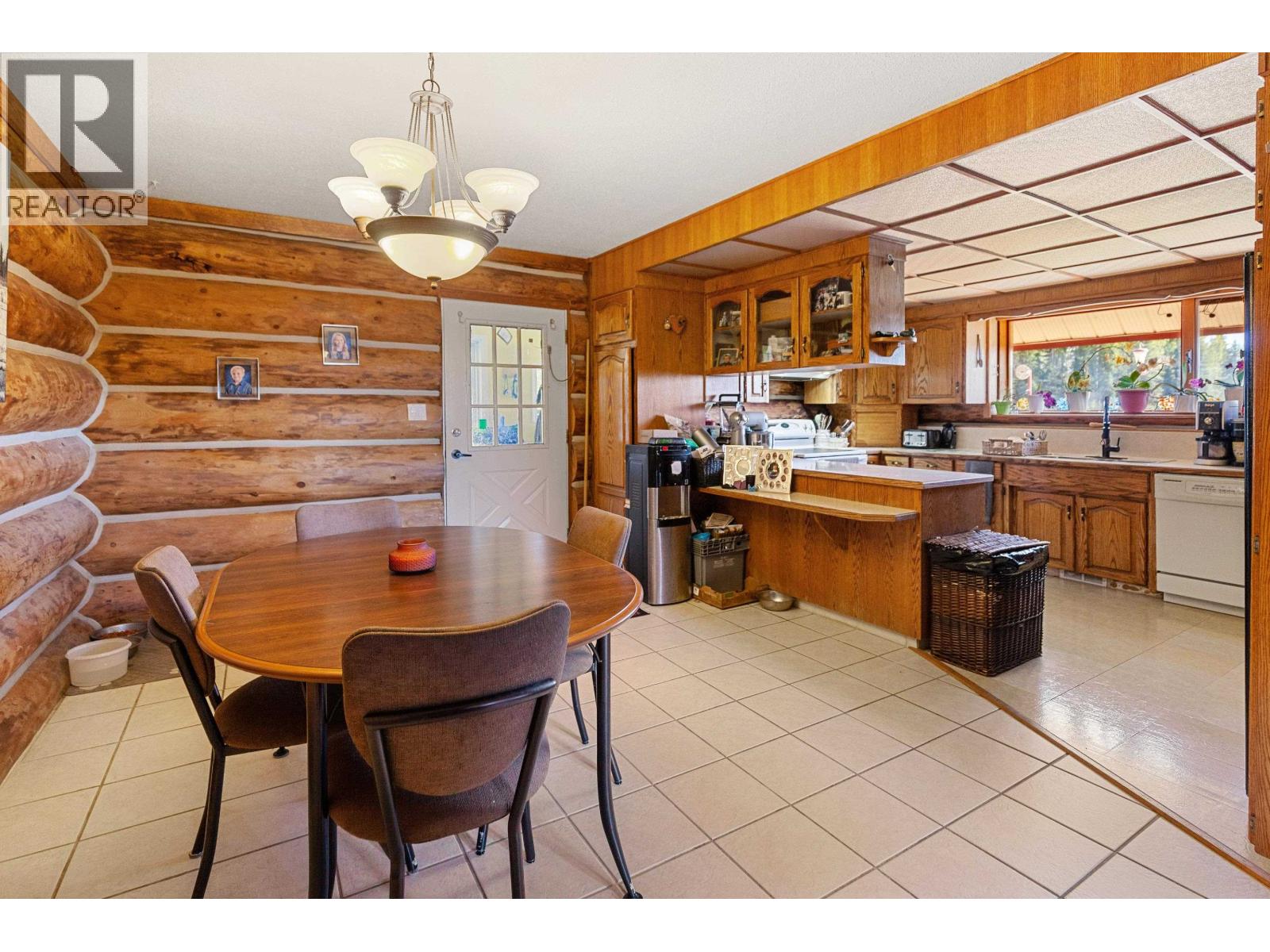 Photo 9 of 31 — 10725 GROVE ROAD · Prince George, BC