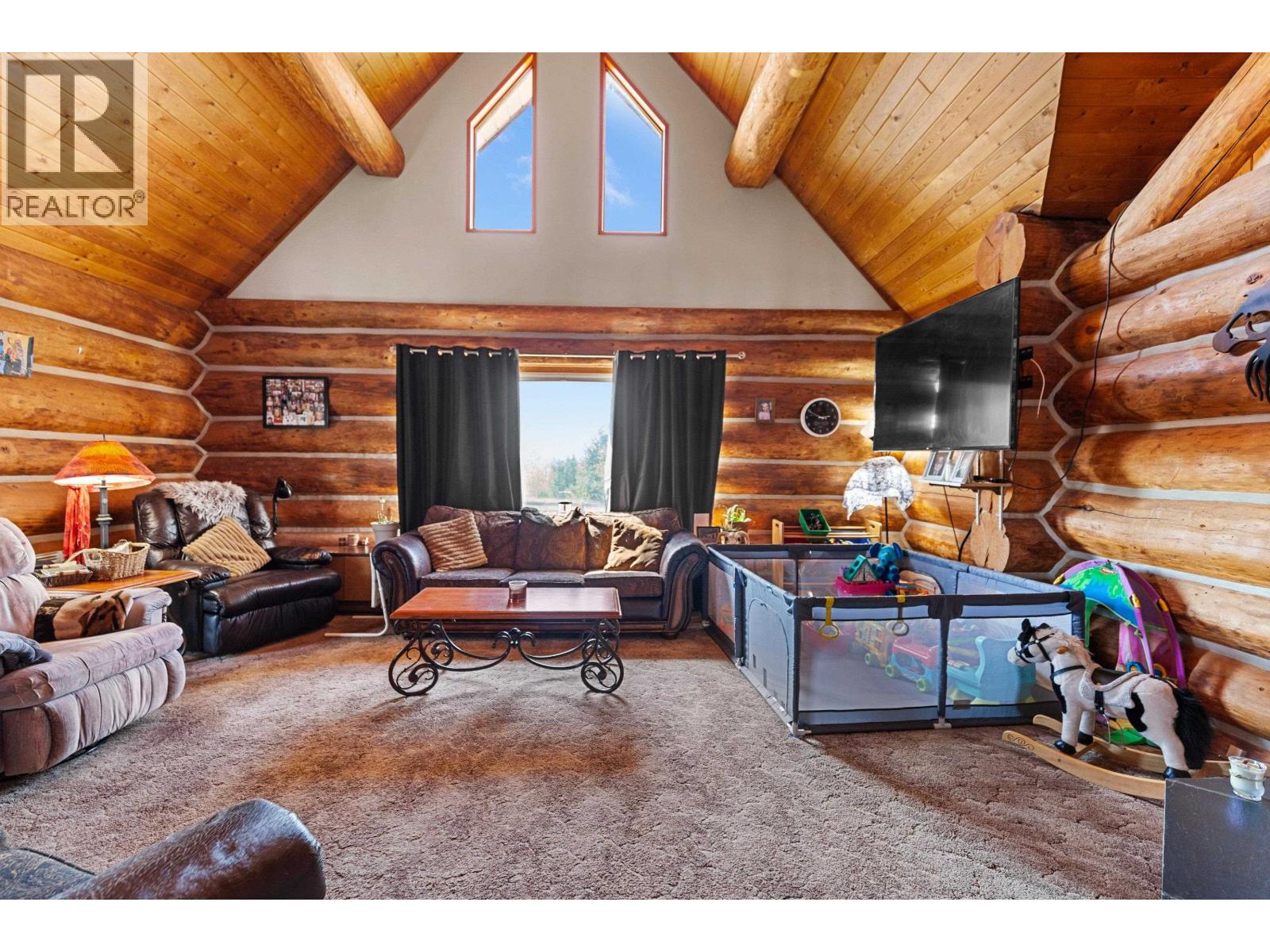 Photo 11 of 31 — 10725 GROVE ROAD · Prince George, BC