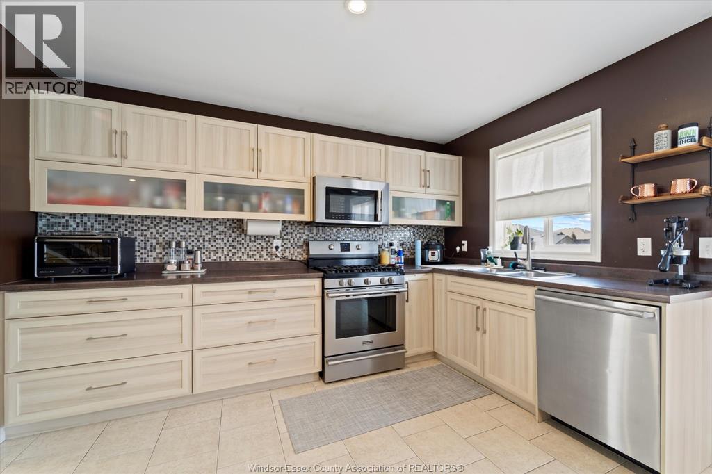 398 Poplar DRIVE, Belle River, Ontario, N8L0X7 — Photo 24