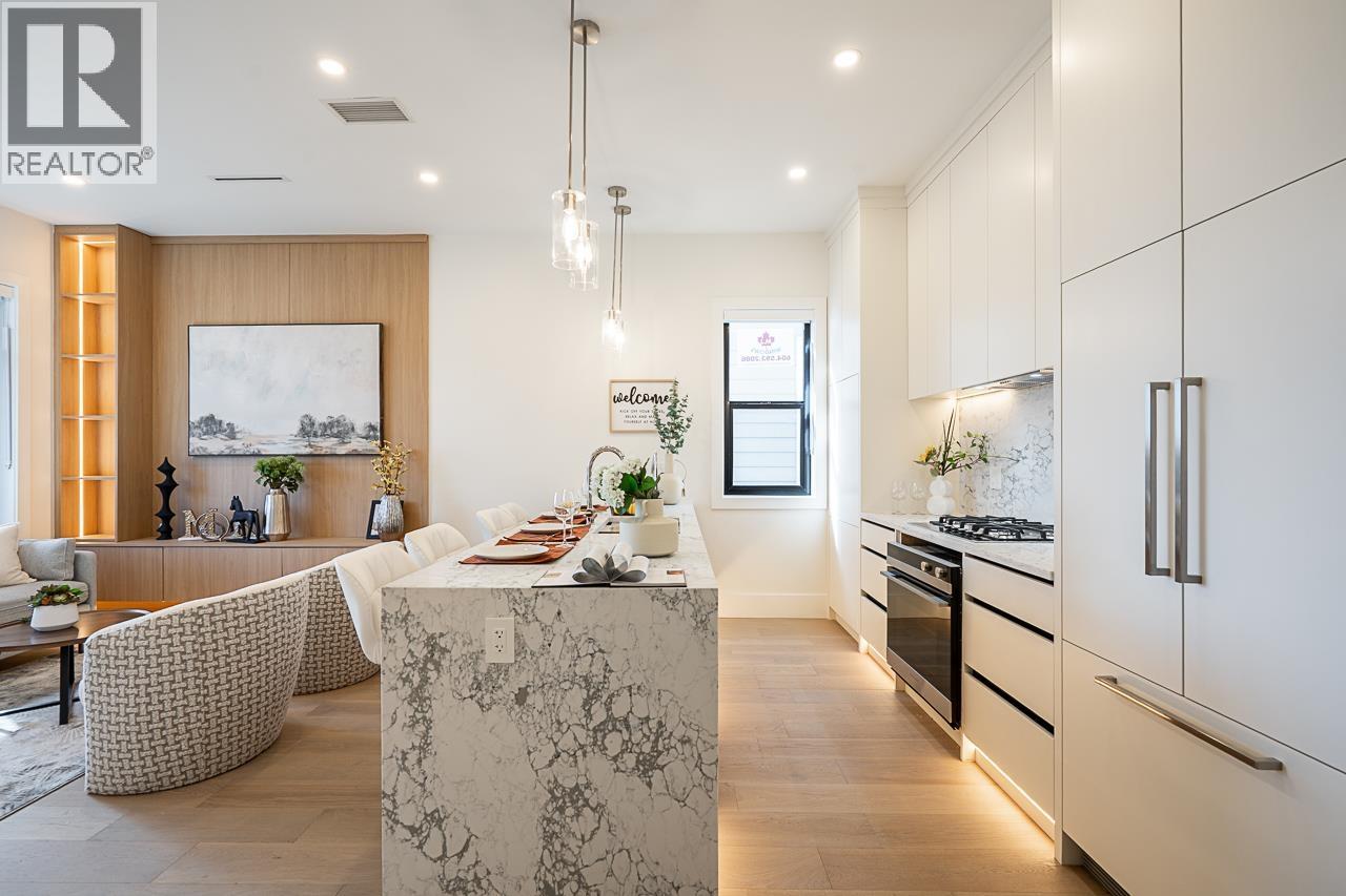 2 4875 ALBERT STREET — photo 2