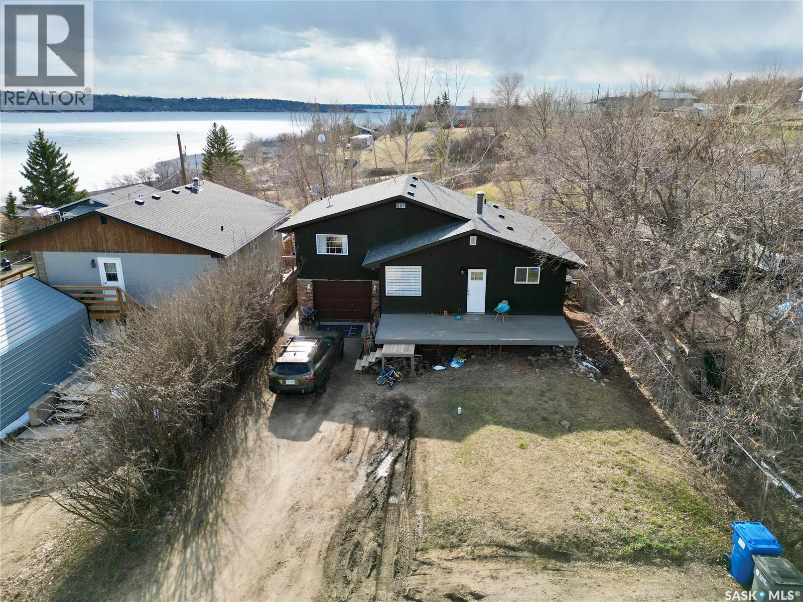 610 Aurora STREET - 17