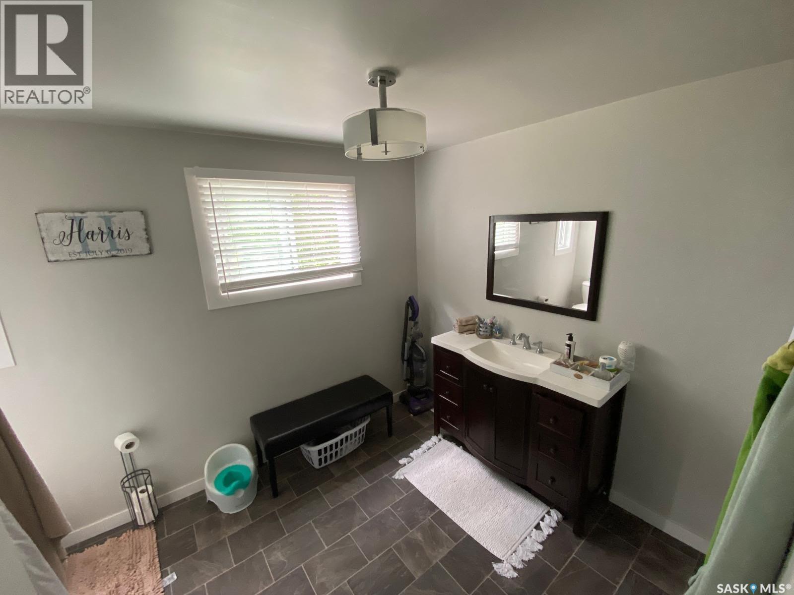 610 Aurora STREET - 8