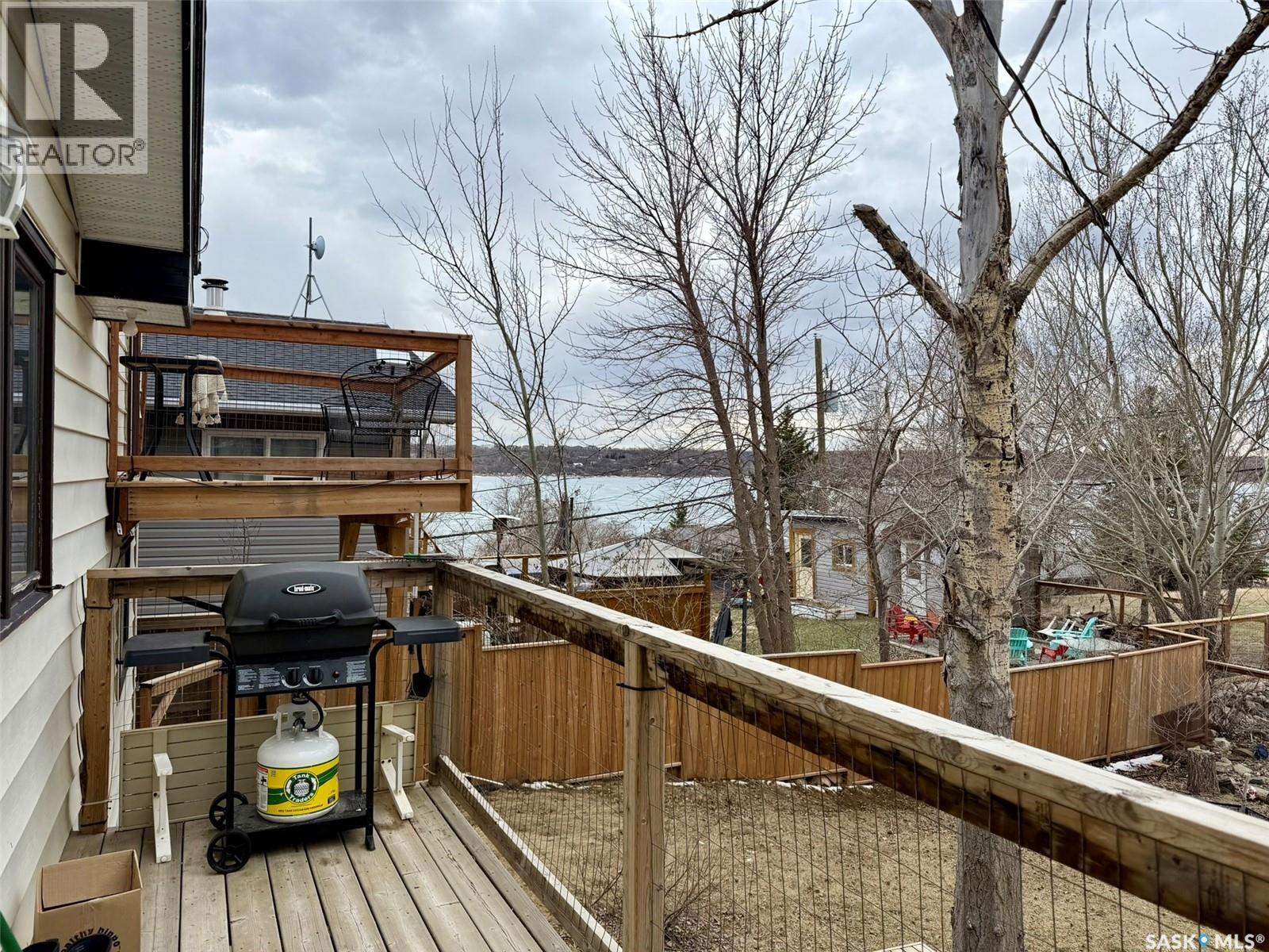 610 Aurora STREET - 36
