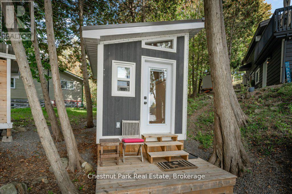 #8 1140 COWAN PARK ROAD - 28